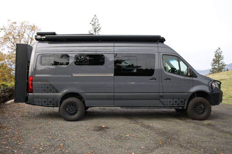 Picture 4/31 of a 2025 Mercedes-Benz Sprinter 170 AWD for sale in Hood River, Oregon