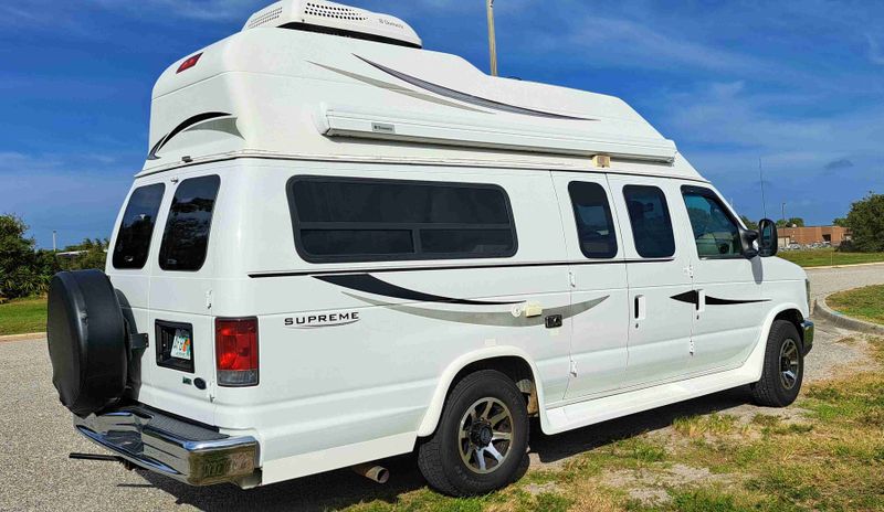 Picture 5/19 of a 2014 Genesis Supreme (E350) for sale in Melbourne, Florida
