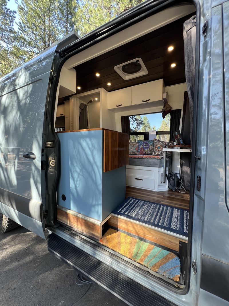 Picture 2/28 of a 2019 Mercedes Sprinter 4x4 LUXURY VAN BUILD  for sale in Raleigh, North Carolina