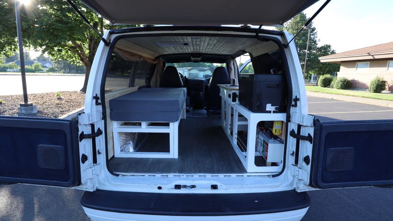 Picture 5/16 of a 1998 Chevy Astro for sale in Hayden, Idaho