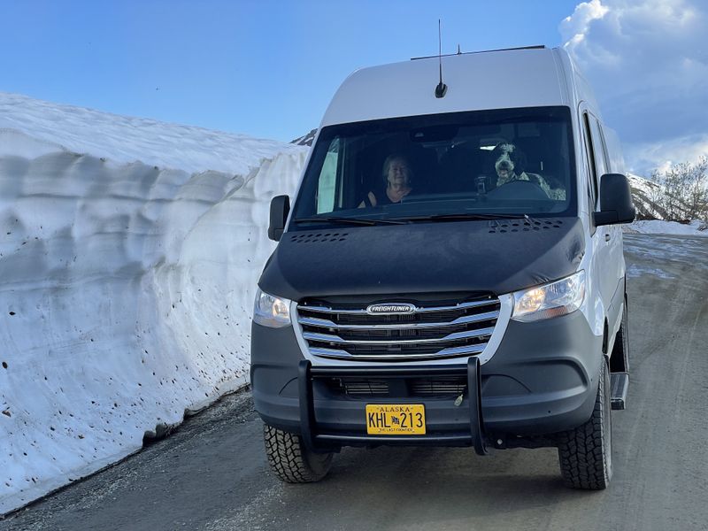 Picture 5/26 of a 2021 Frieghtliner/Mercedes Sprinter 144 4x4 Camper for sale in Saint Louis, Missouri