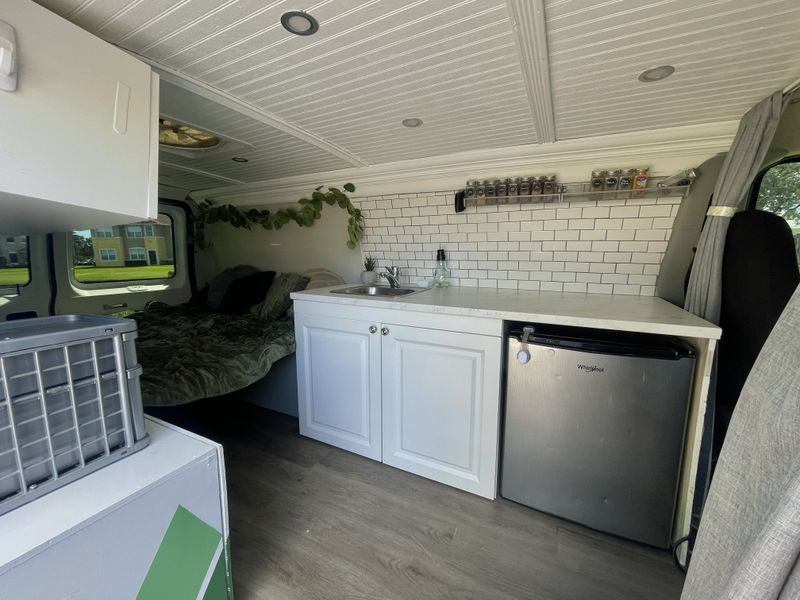 Picture 3/14 of a *PENDING* Affordable & Stealthy Rig ~ Ford Econoline for sale in Melbourne, Florida