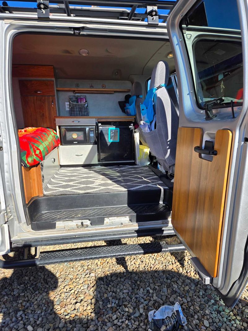 Picture 5/10 of a 2011 E350 van custom 4x4 for sale in Cortez, Colorado