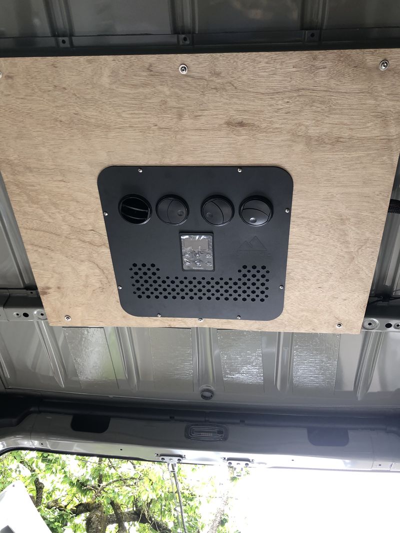 Picture 4/18 of a 2022 MB Sprinter, 4x4 2500 Diesel for sale in Portland, Oregon