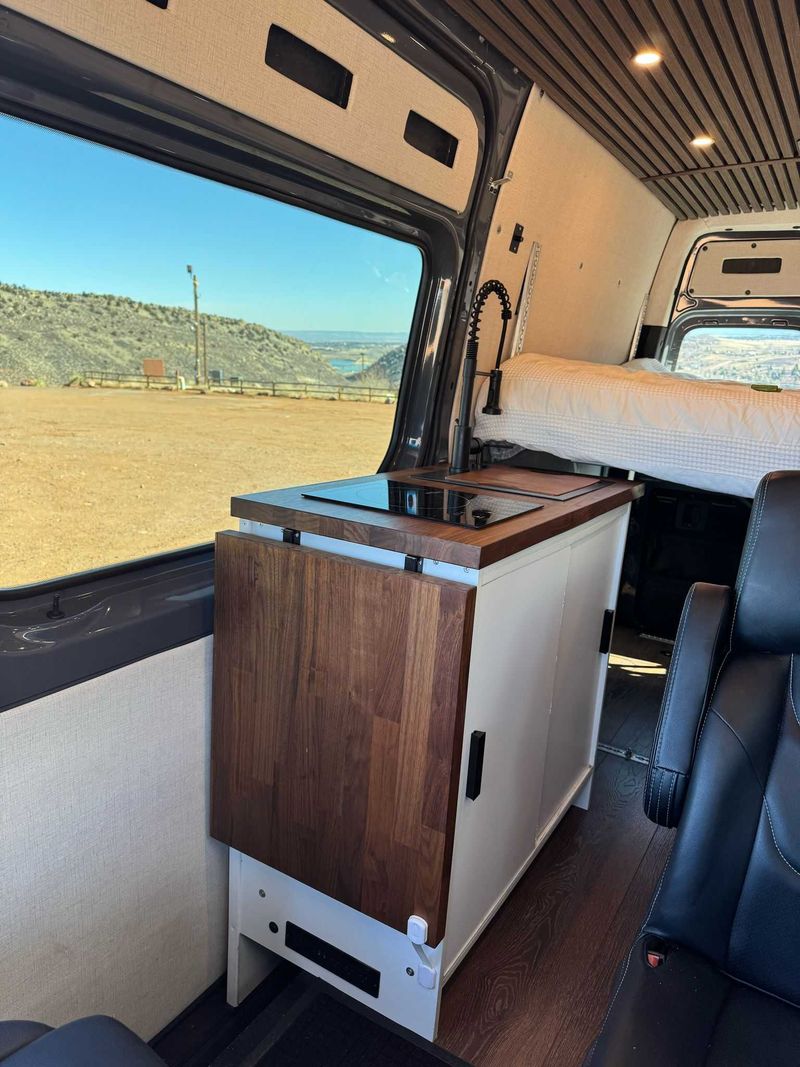 Picture 5/31 of a 2022 Mercedes 4x4 Sprinter Crew Van  for sale in Littleton, Colorado