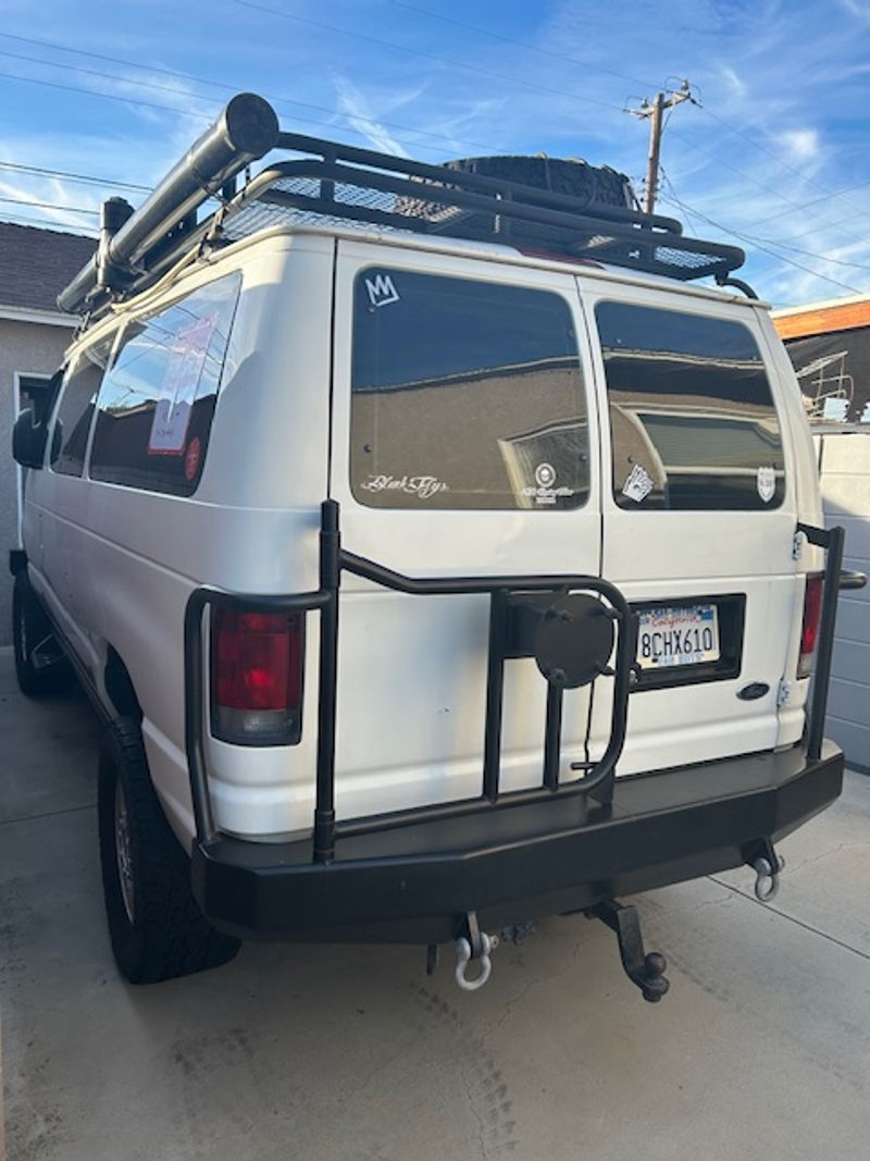 Picture 2/3 of a 4x4 350 super duty for sale in Lakewood, California