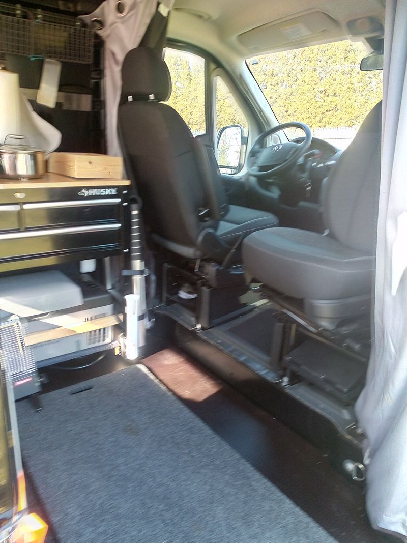 Picture 5/6 of a 2018 promaster low roof 118 wb for sale in Bay City, Michigan