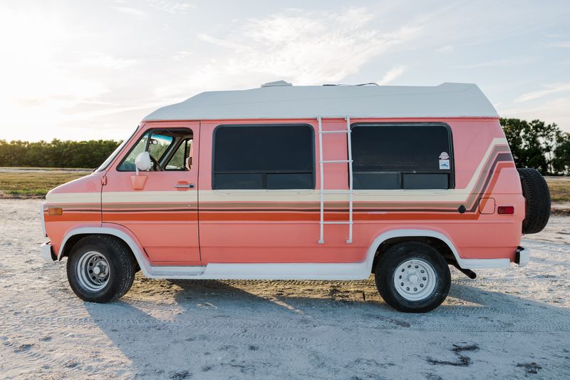 Picture 1/20 of a Chevrolet 1995 Vintage Van for sale in Saint Petersburg, Florida