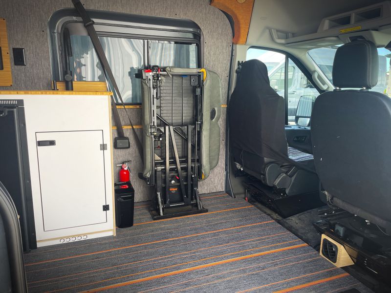 Picture 5/17 of a Transit 148L AWD - Fresh Build Sleep4 / Seat4 for sale in Hood River, Oregon