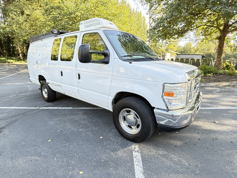 Picture 1/15 of a Affordable starter van - selling with some contents for sale in Bellevue, Washington