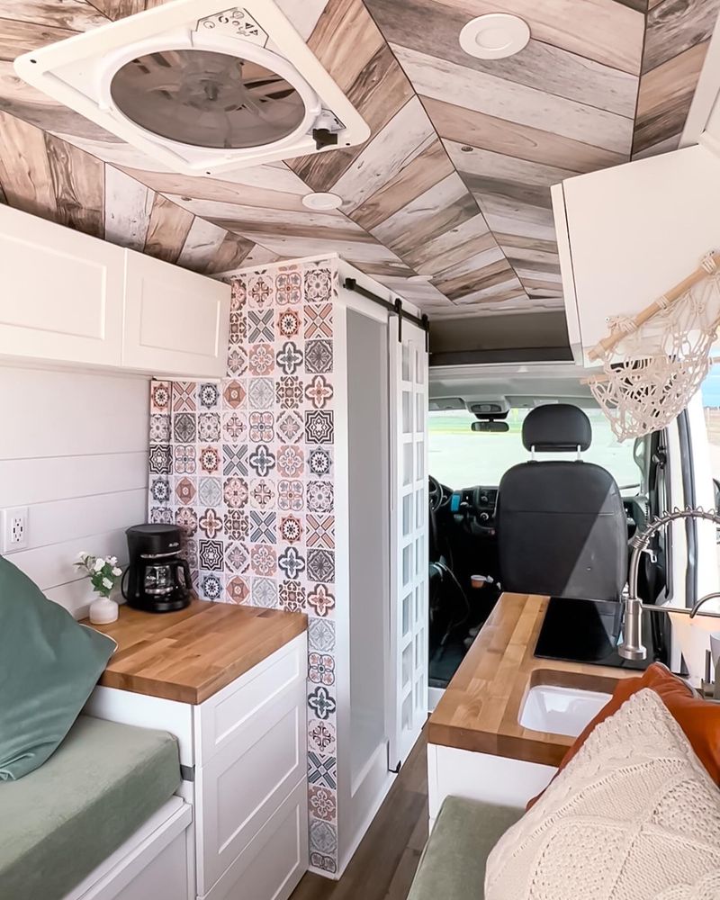 Picture 4/11 of a Luxury Custom Camper LOW MILES!! for sale in San Diego, California