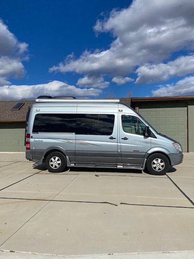 Photo of a Camper Van for sale: Roadtrek Argile Sprinter 2500