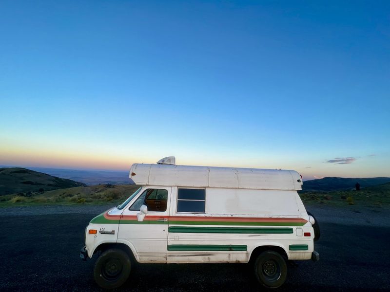 Picture 5/10 of a 1989 GMC Vandura - Skoolie - Camper for sale in Bethlehem, Georgia