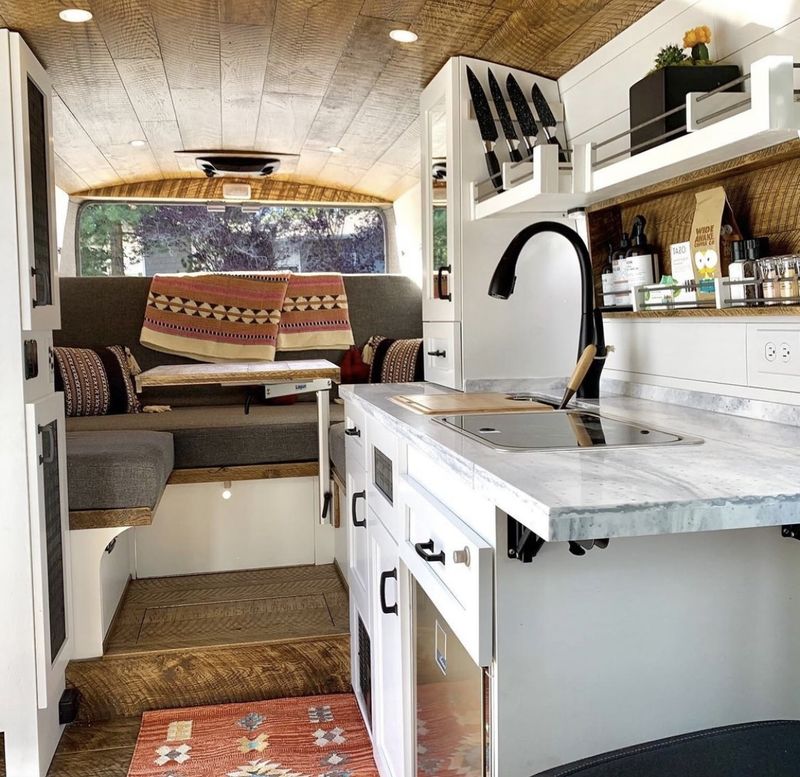 Picture 1/10 of a 2018 Promaster 2500 by Getaway Vanz for sale in Venice, California