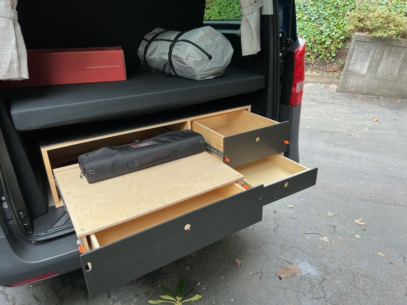 Picture 3/6 of a 2021 Mercedes Metris Peacevans Weekender Conversion (new) for sale in Seattle, Washington