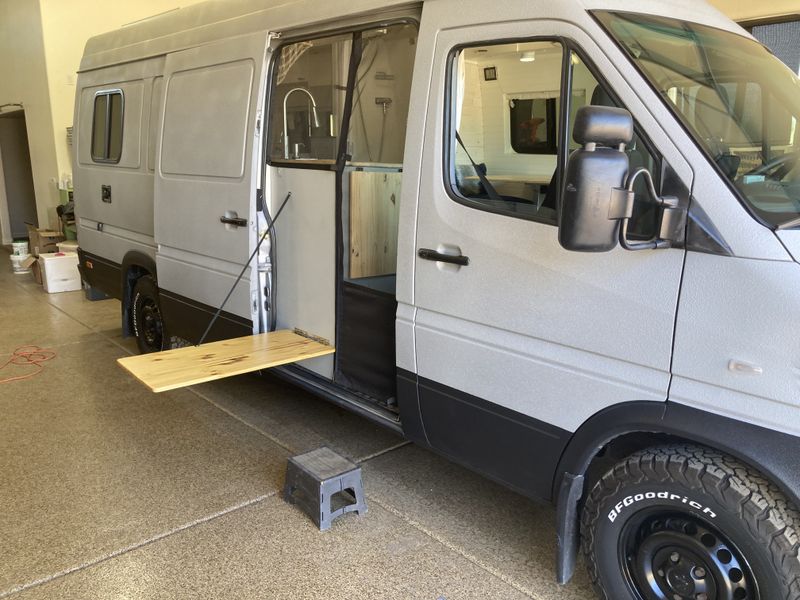 Picture 5/17 of a 2006 Converted Dodge Sprinter Camper Van for sale in Surprise, Arizona