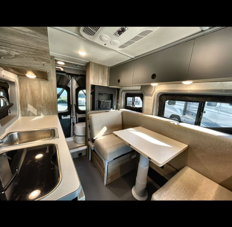 Picture 3/15 of a 2024 Winnebago Solis Pocket 36B for sale in Fort Worth, Texas