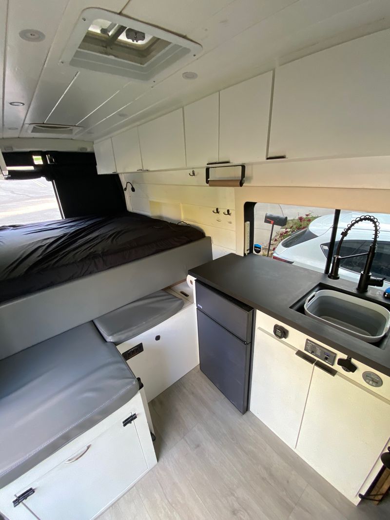 Picture 4/38 of a 2018 Quigley 4x4 Ford Transit for sale in Reno, Nevada