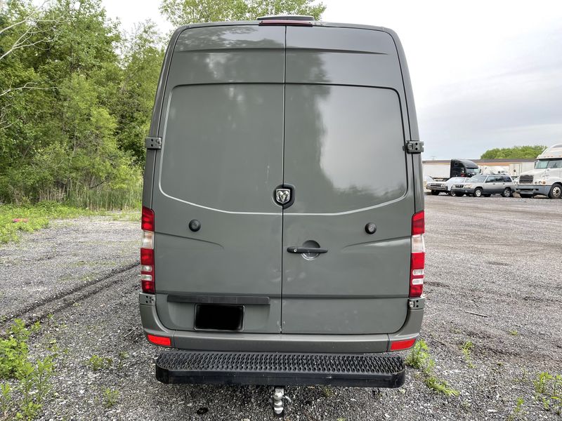 Picture 3/17 of a Off-grid Sprinter Van for sale in Chicago, Illinois