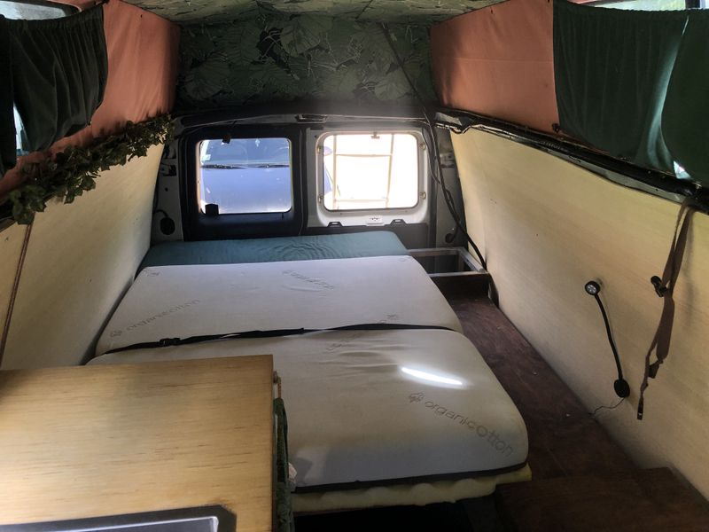 Picture 5/18 of a 1997 Club Wagon Campervan for sale in Brookings, South Dakota