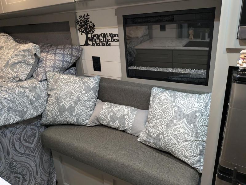 Picture 2/13 of a 2024 Ford Transit 250 Mid roof for sale in Altoona, Pennsylvania