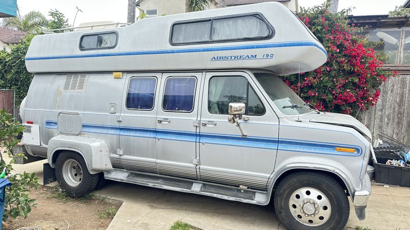 Picture 1/9 of a 1991 Ford E350 B190 Airstream Rare Dually REDUCED for sale in San Diego, California
