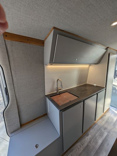 Picture 9/44 of a 2024 Build -Sprinter 4 Season, Off Grid, has it all. for sale in Hopkinsville, Kentucky