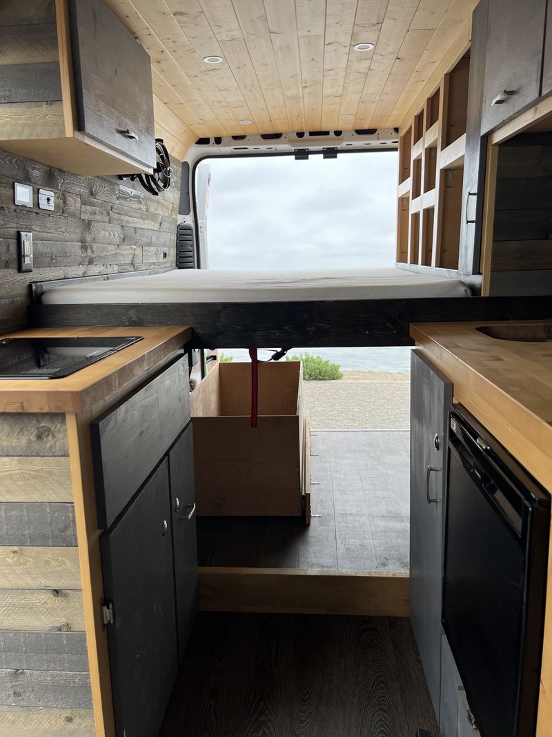 Picture 4/18 of a 2019 Ram 2500 Promaster for sale in Oxnard, California