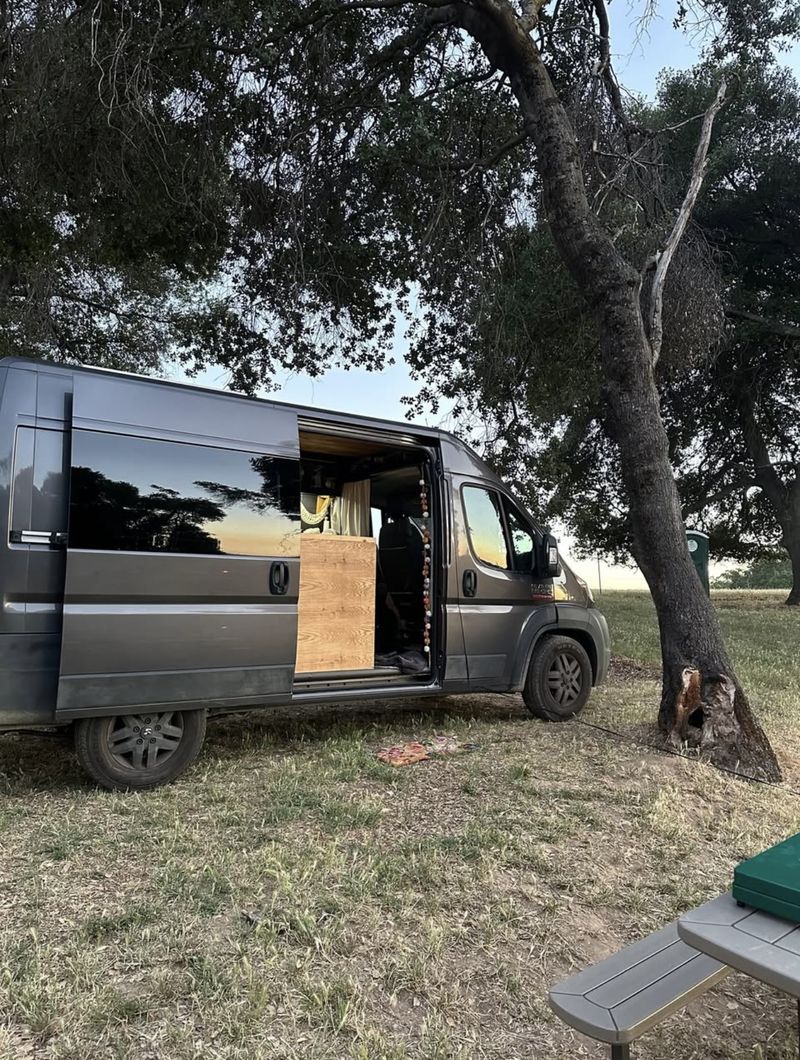 Picture 4/18 of a 2021 Ram Promaster for sale in Los Angeles, California