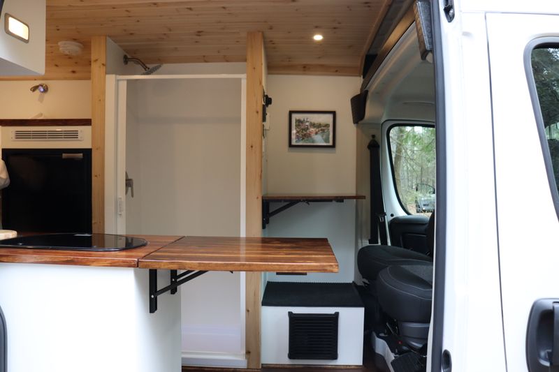 Picture 5/20 of a 2021 Ram Promaster High Roof Camper Van for sale in Mount Juliet, Tennessee