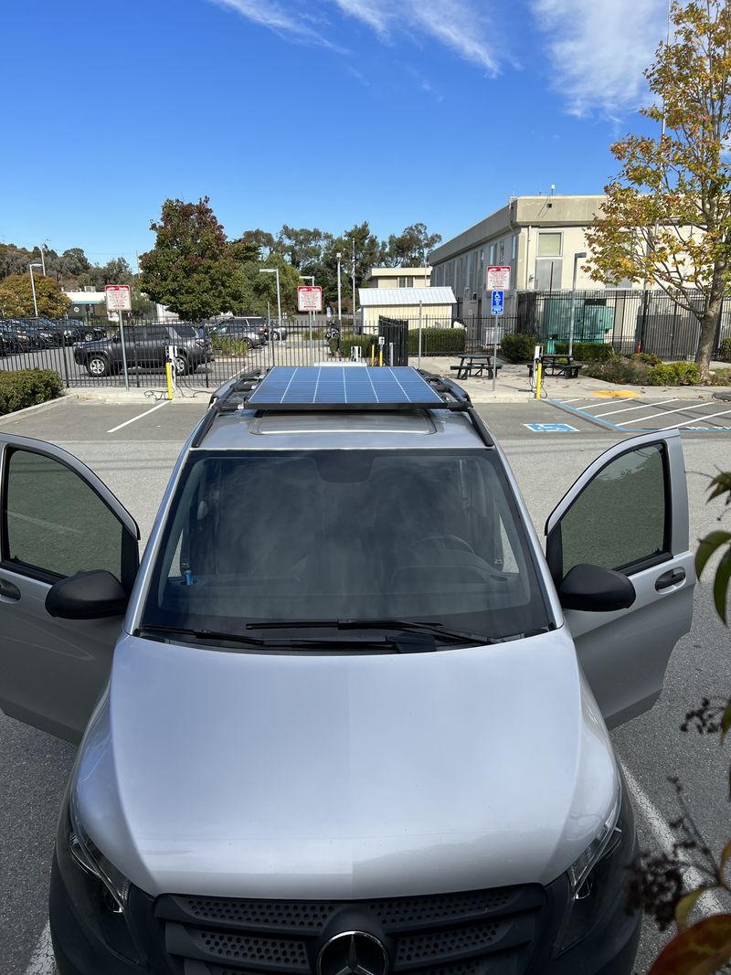 Picture 1/7 of a Mercedes Metris for sale in Brisbane, California