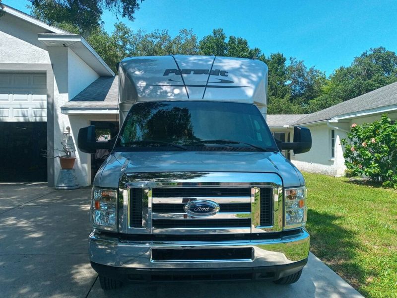 Picture 4/13 of a 2014 Pleasure-Way Pursuit for sale in Port Charlotte, Florida