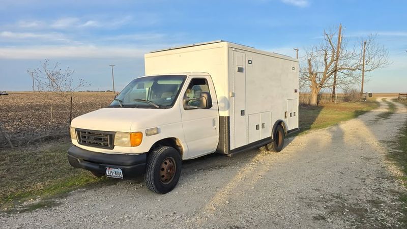 Picture 1/12 of a Ford e450 Ambulance partial conversion for sale in Taylor, Texas