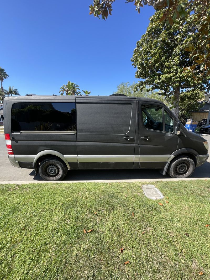 Picture 2/14 of a 2008 Freightliner Sprinter 2500 for sale in Los Angeles, California