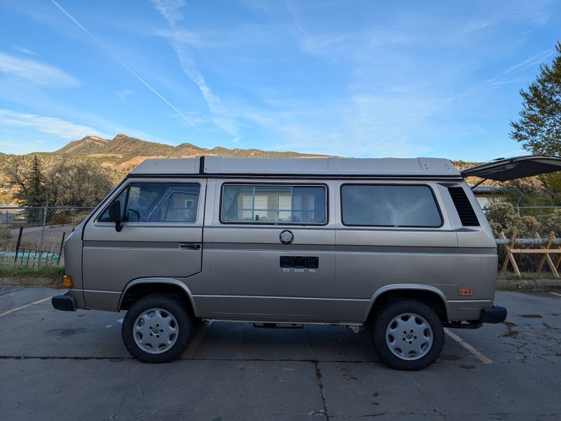 Picture 3/18 of a 1987 Volkswagen Vanagon Westfalia ‘Busaru’ Camper for sale in Durango, Colorado