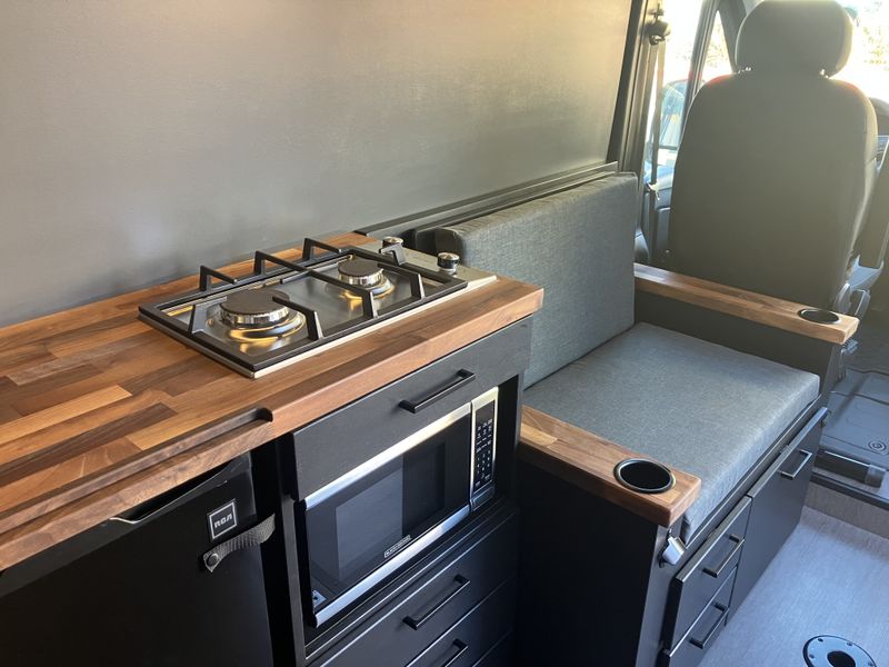 Picture 4/20 of a New Latitude Vans Campervan - Beautiful, Clean, Open Layout! for sale in Ventura, California
