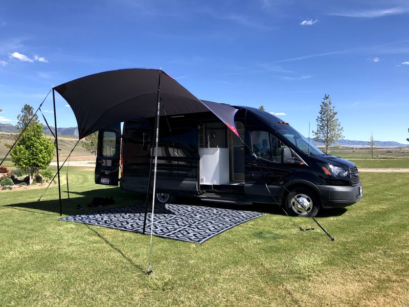 Picture 1/12 of a A/C 640 watts, shower, Electric Bed, Sleeps four, for sale in Rockland, Idaho