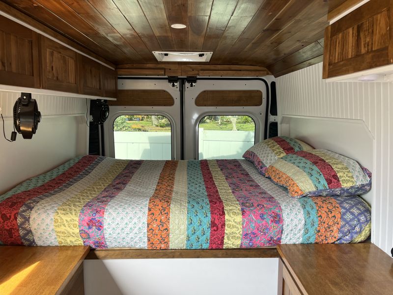 Picture 3/35 of a Dodge Promaster 2500  for sale in Cape Canaveral, Florida