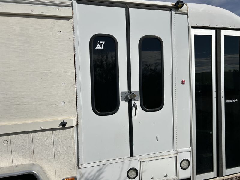 Picture 5/20 of a 2019 Ford E-350 Camper van for sale in Tucson, Arizona
