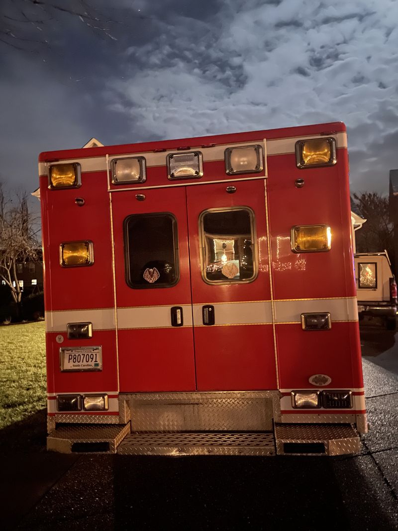 Picture 5/24 of a 2009 Ford E350 Diesel converted ambulance with fridge for sale in Charlestown, Indiana
