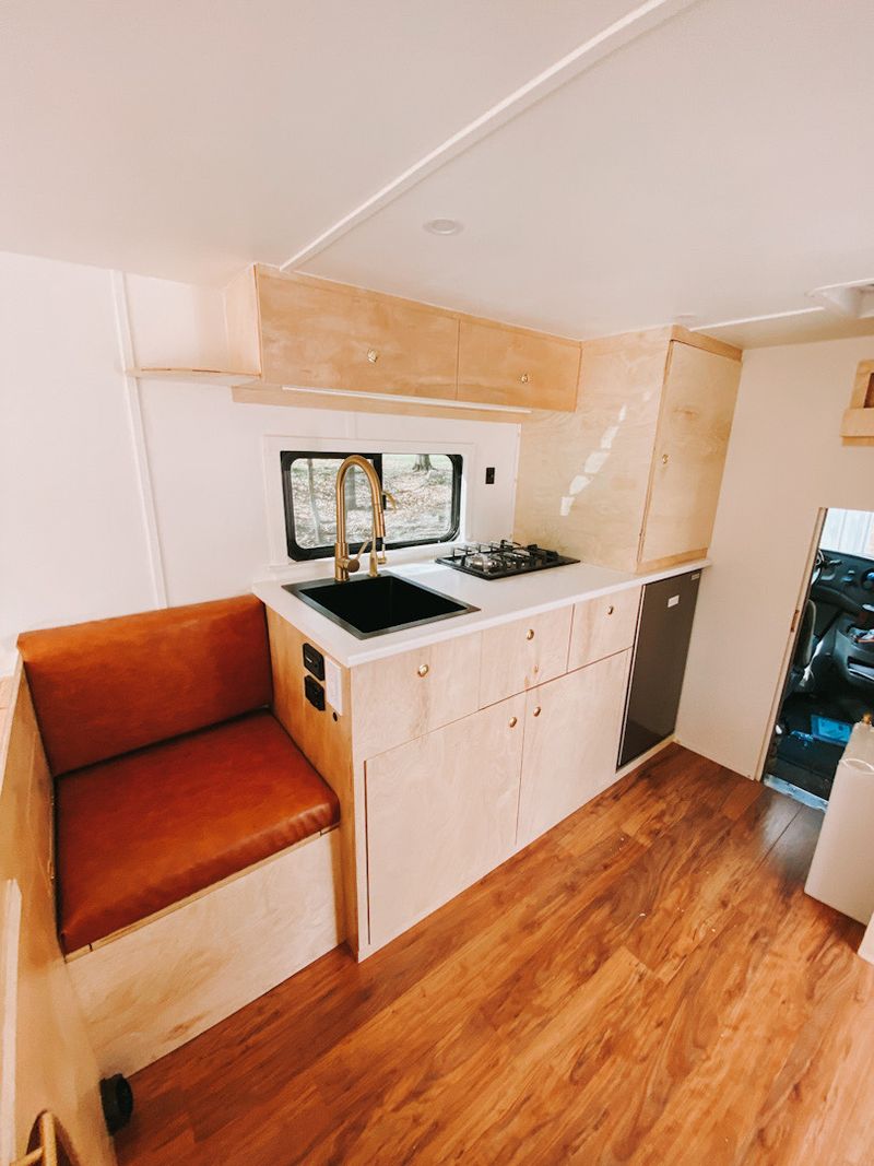Picture 4/14 of a Modern Ambulance Campervan | 2003 E-450 7.3L for sale in Sautee Nacoochee, Georgia