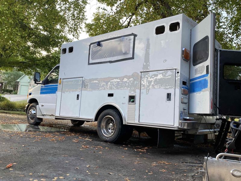 Picture 5/33 of a 2003 Ambulance Van Conversion for sale in Noblesville, Indiana