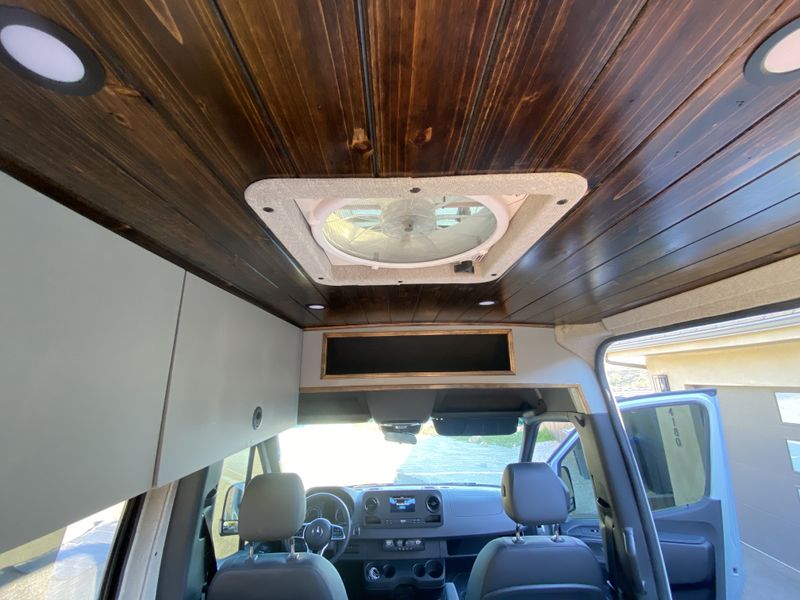 Picture 5/25 of a 2021 Mercedes Sprinter 4x4 144 for sale in Encinitas, California