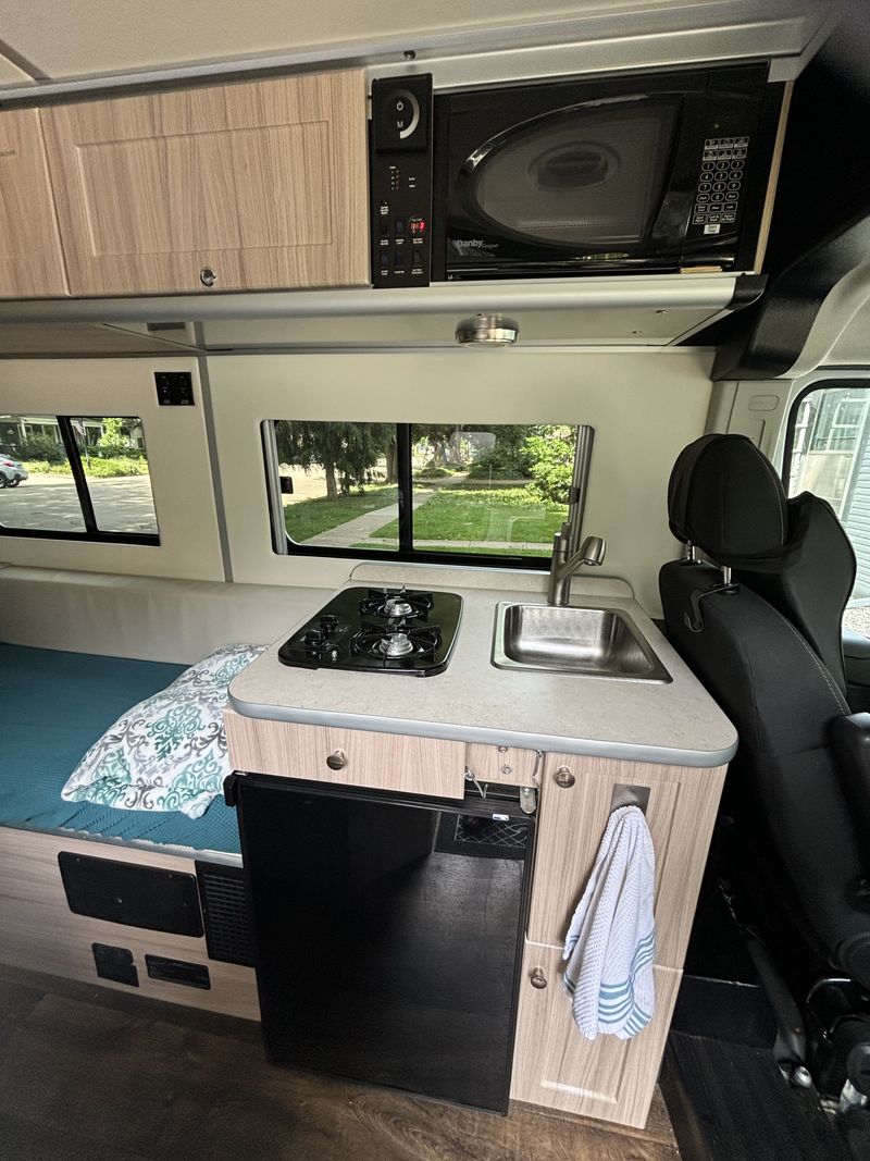Picture 2/17 of a 2018 Hymer Sunlight Van 2 for sale in Fort Collins, Colorado