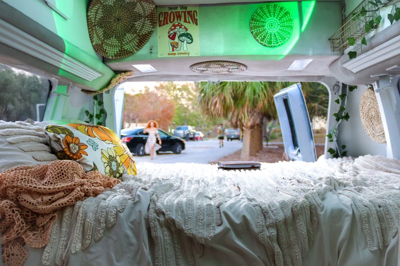 Picture 5/29 of a Vintage Boho Hippie Camper Van 🌻 🚐 🌱 for sale in Saint Petersburg, Florida