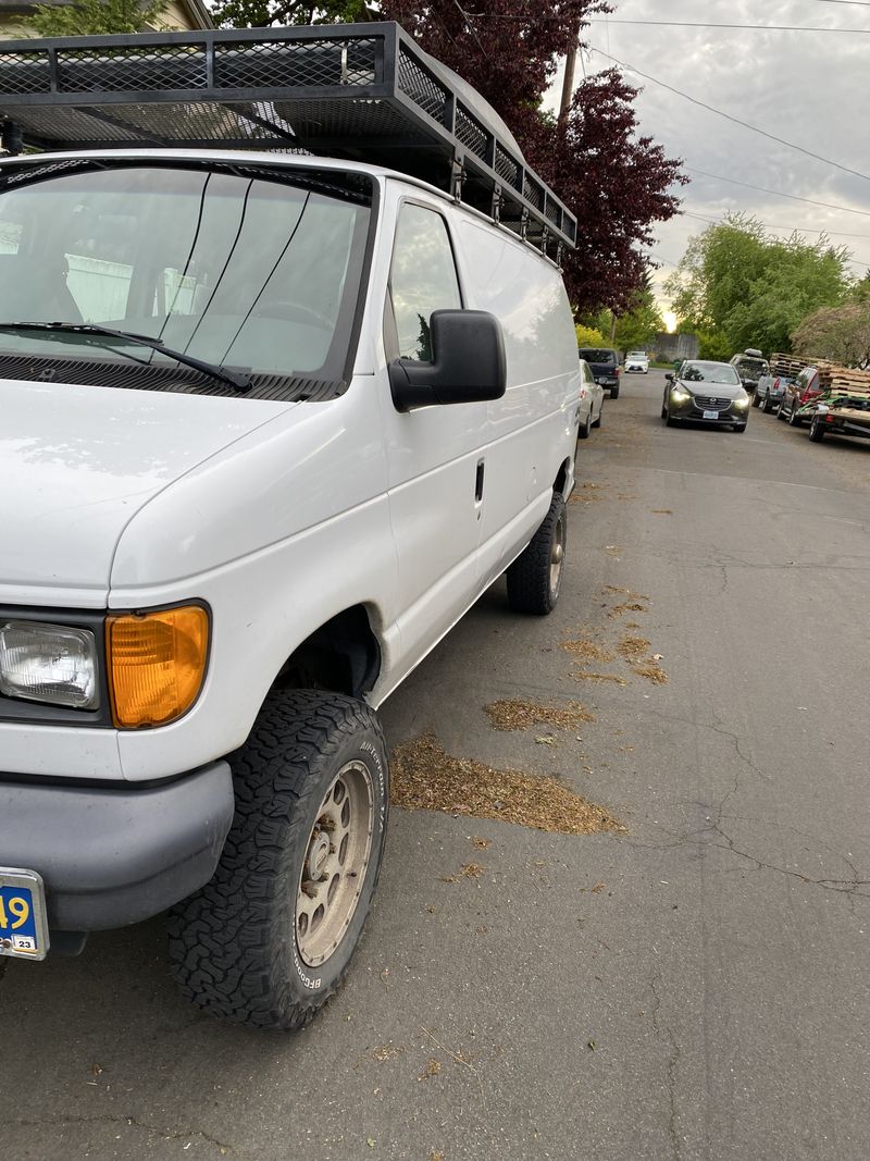 Picture 3/9 of a Ford e-350 superduty 4x4 for sale in Portland, Oregon