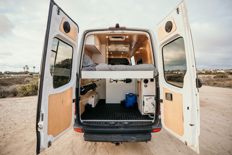 Picture 3/14 of a 2015 VanCraft Campervan for sale in Salt Lake City, Utah