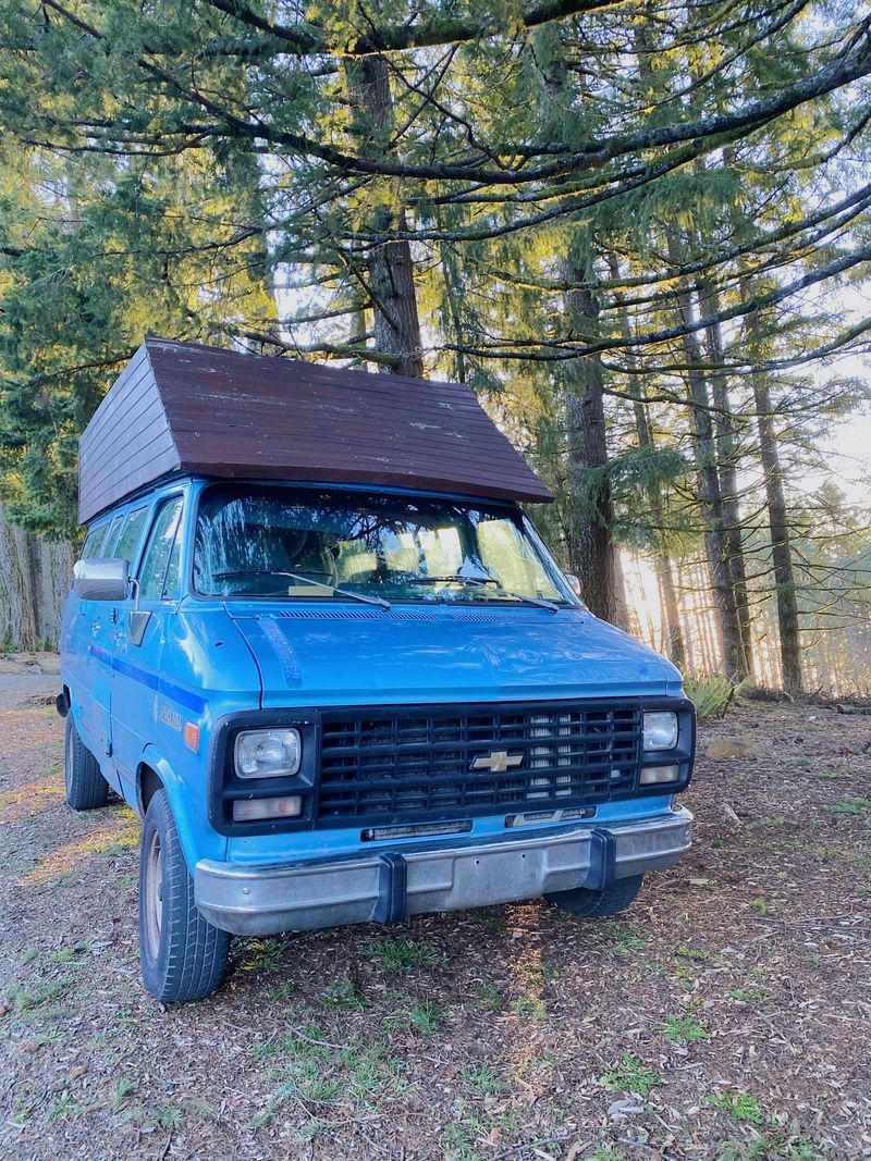Picture 2/8 of a 1996 Chevy G-30 Camper Van for sale in Beaverton, Oregon