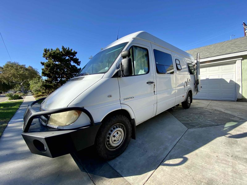 Picture 3/13 of a 2006 Dodge Sprinter Campervan for sale in Long Beach, California