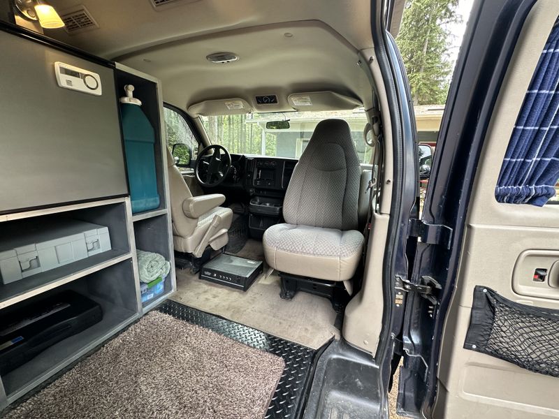 Picture 5/12 of a 2005 Chevy Express 3500  for sale in Olalla, Washington